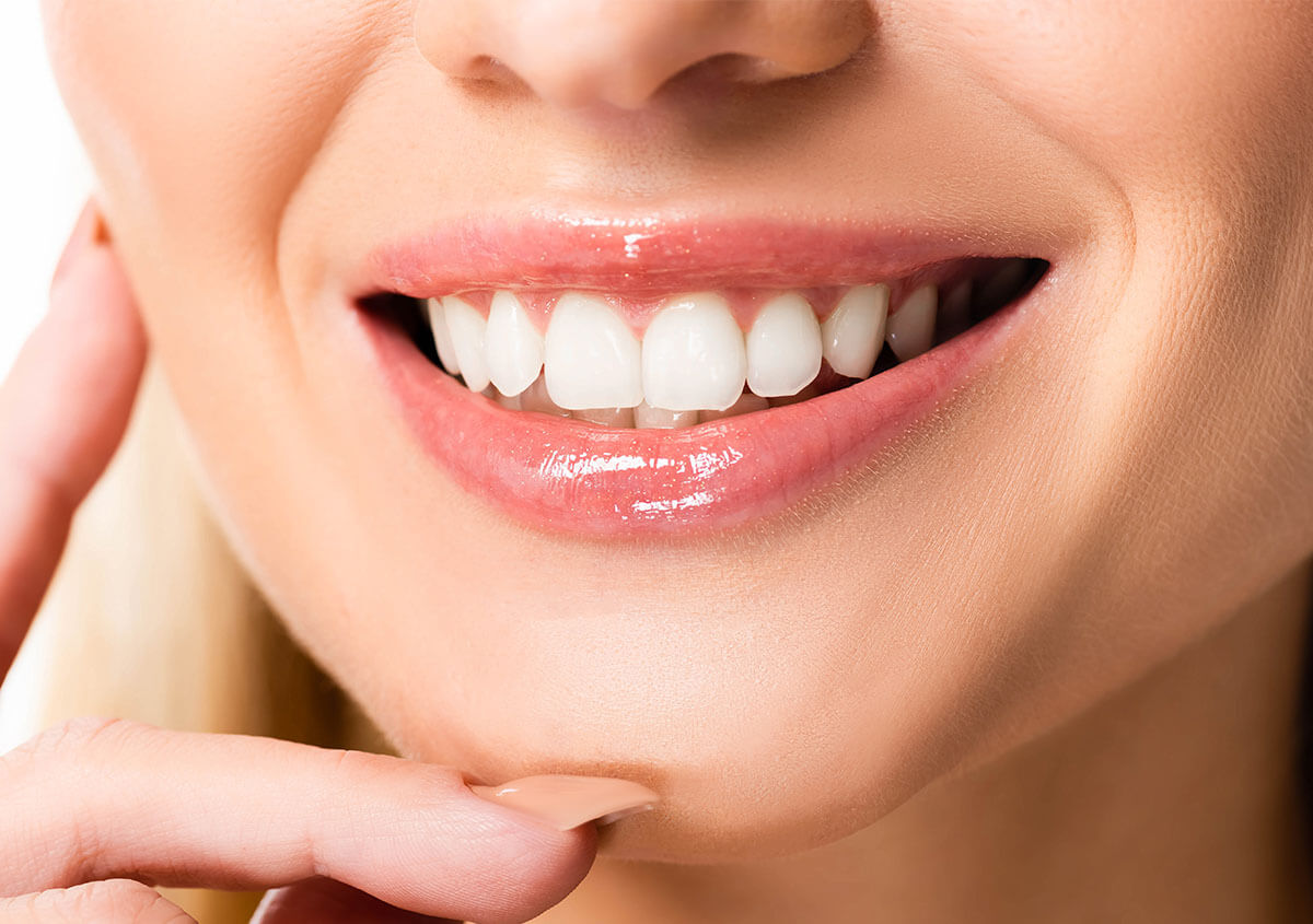 fatete dentare ceramice Emax tratament estetica dentara Bucuresti